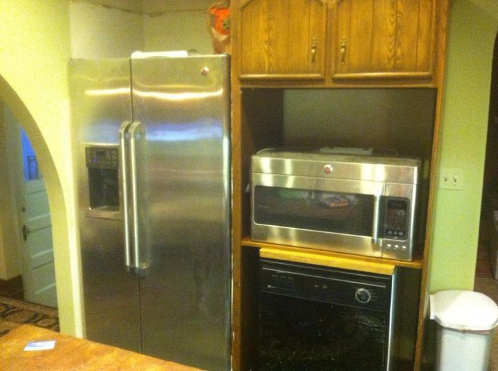 can you put a gas cook top on a counter over a dishwasher, This is the area for the double wall oven and microwave