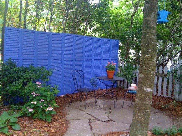 8 pantallas de privacidad diy para sus areas al aire libre, Foto v a Daune Cottage in the Oaks