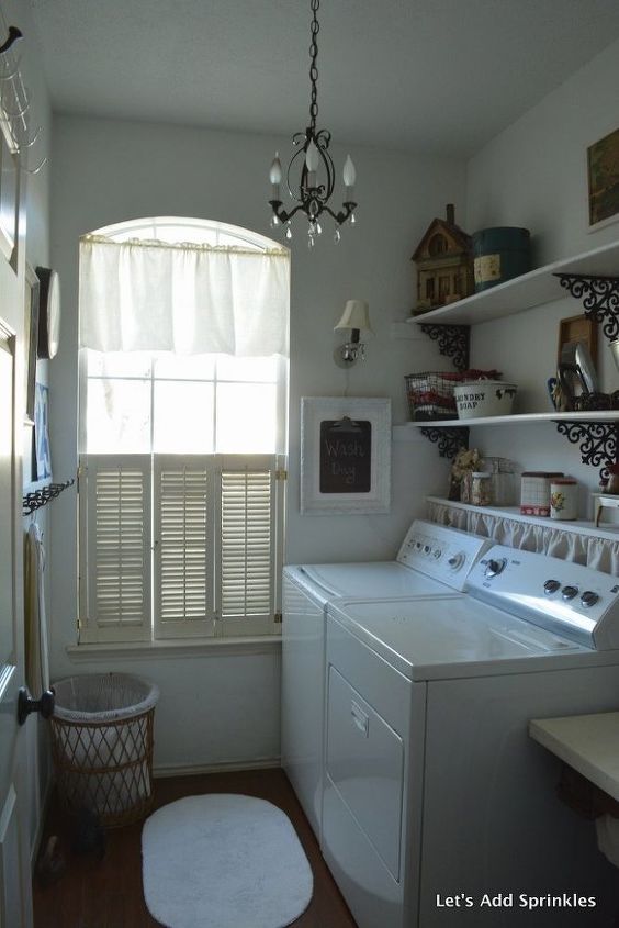 farmhouse style laundry room, laundry rooms, wall decor, woodworking projects