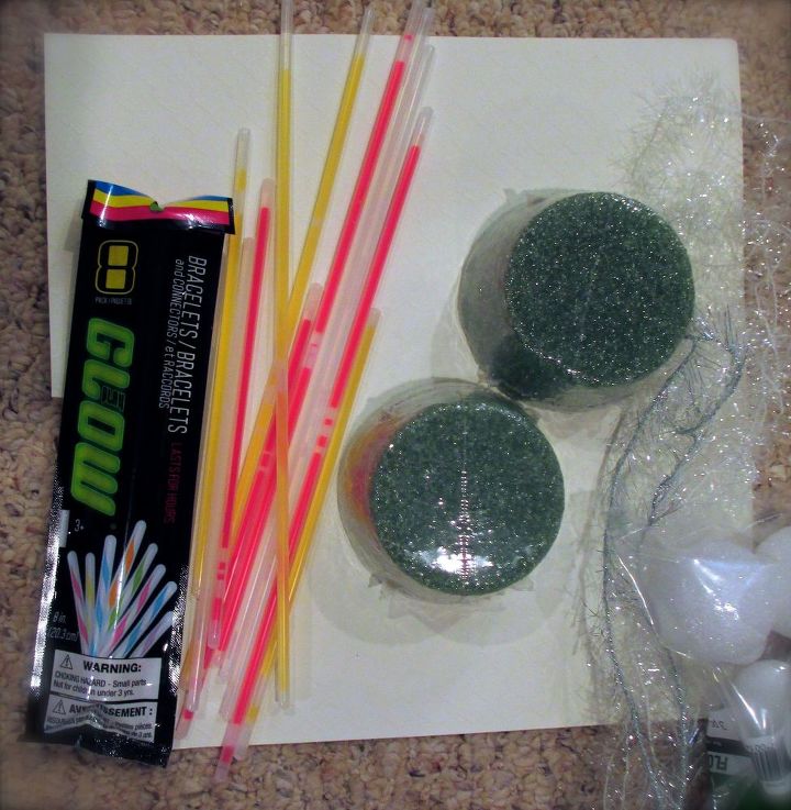 july 4th diy five minute faux fireworks with glow sticks, crafts, how to, outdoor living, patriotic decor ideas, repurposing upcycling, seasonal holiday decor