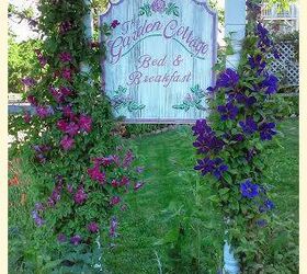 flowers for curb appeal, curb appeal, flowers, gardening