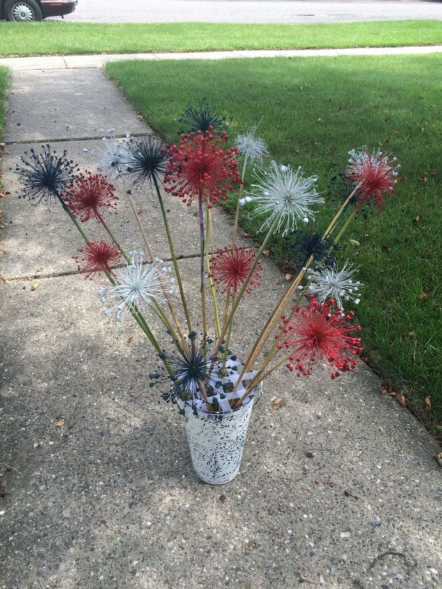 repurposed dried up allium flowers, crafts, flowers, gardening, repurposing upcycling, Instant fireworks