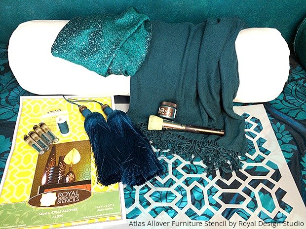 almohada decorativa marroqu con plantillas y cuentas