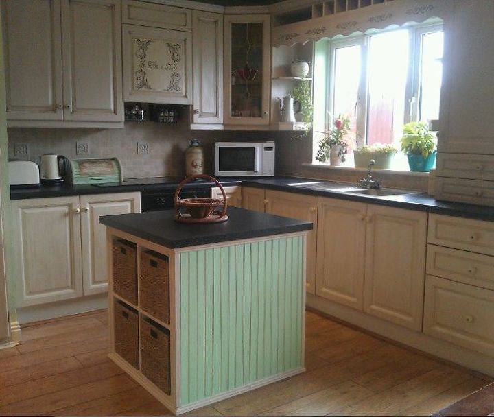 kitchen painted with van gogh chalk paint, chalk paint, kitchen cabinets, kitchen design, painting, tiling