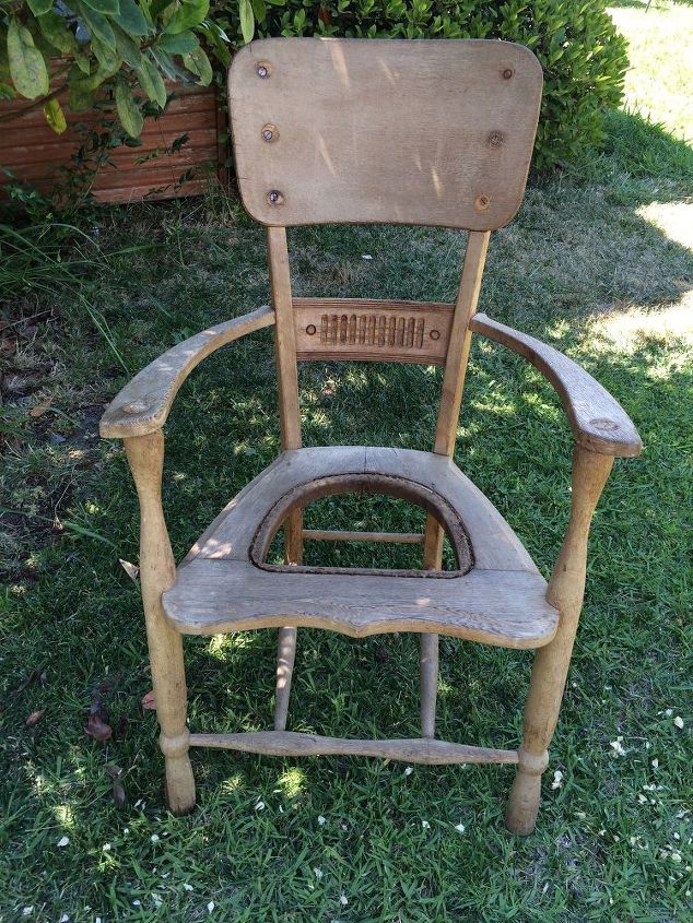 silla de venta de garaje de 1 00 convertida en un fabuloso arte de jardn
