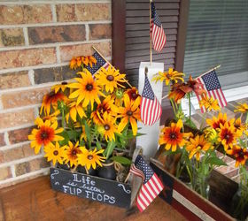 easy front porch flowers, chalkboard paint, container gardening, crafts, flowers, gardening, porches