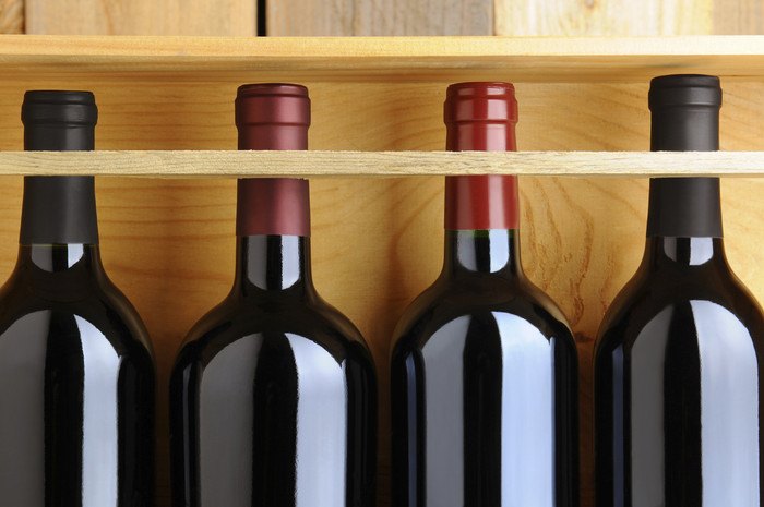 how to properly store red wine, storage ideas