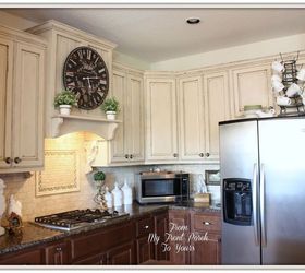 Creating a French Country Kitchen Cabinet Finish Using Chalk Paint