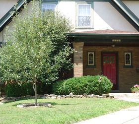 tree surround adds curb appeal for only 30, curb appeal, landscape, Image Liz Foreman for HouseLogic com