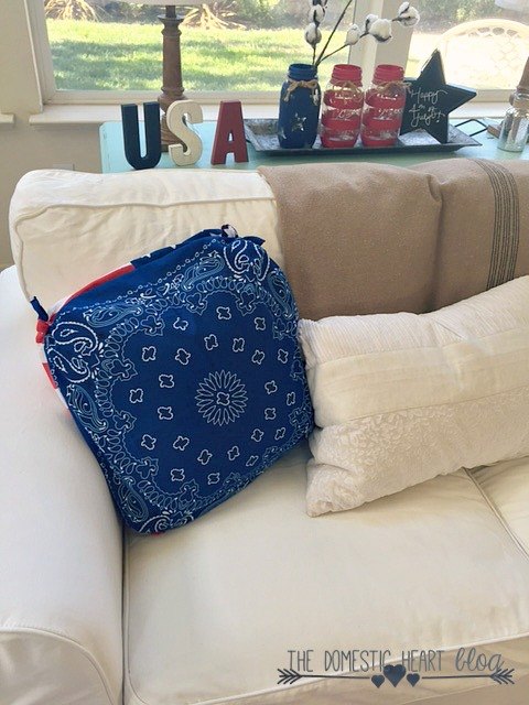 30 second no sew bandana pillow cover, crafts, how to, patriotic decor ideas, repurposing upcycling, reupholster