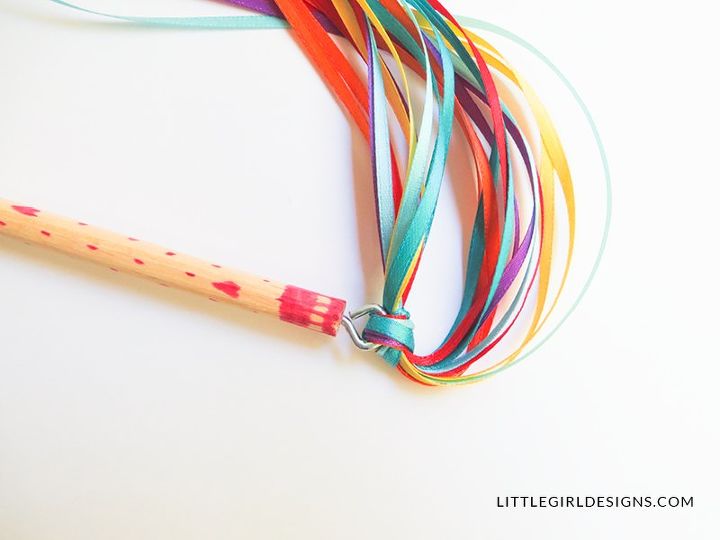 how to make a ribbon wand, crafts, how to