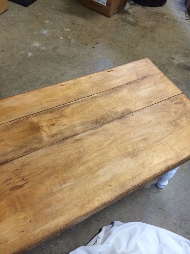 a coffee table gets a farmhouse makeover, painted furniture