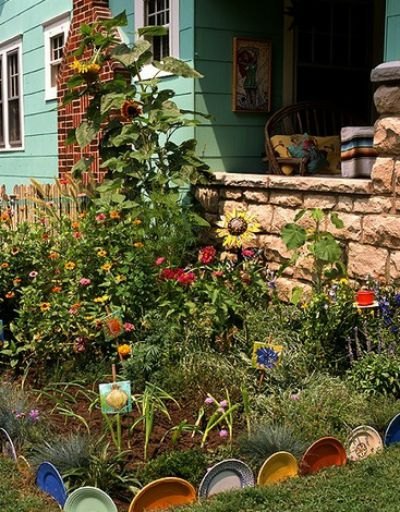 9 ideias incrveis de bordas de jardim de pessoas muito criativas, Foto via Dear Daisy Cottage