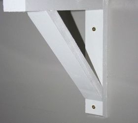 Build a Simple Shelf Bracket for Any Space From Scrap Wood!