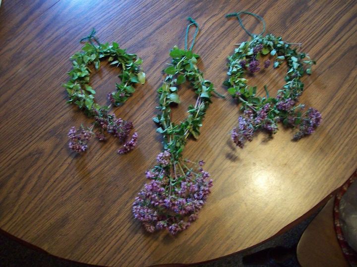 herb wreath, crafts, how to, repurposing upcycling, wreaths