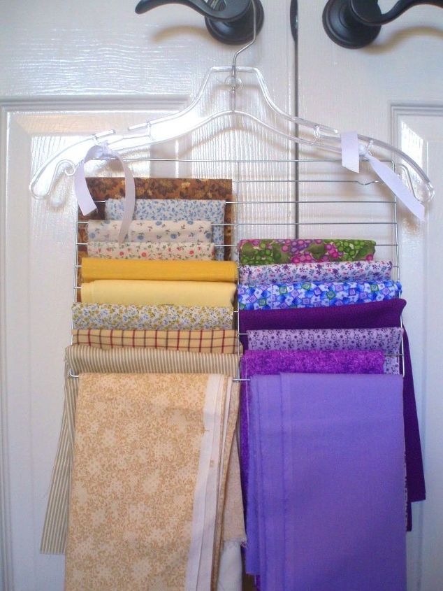 9 genius ideas for dollar store cooling racks, Photo via I Love to Dream Do You