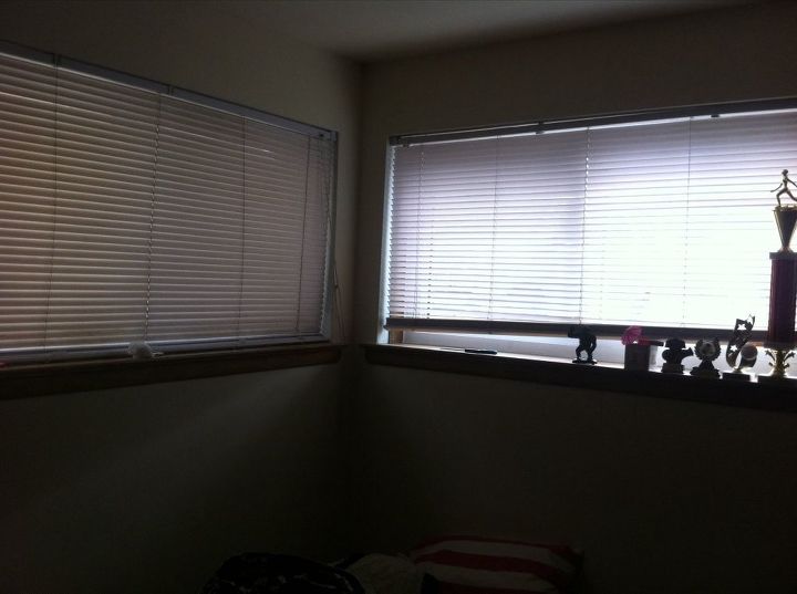 putting curtains up in a rental, Can t put a tent ion rod here because the blind doesn t give space to have one placed