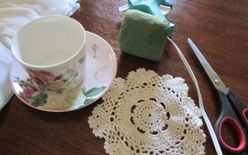 Taza de café convertida en cojín para alfileres para el taller de costura/artesanía