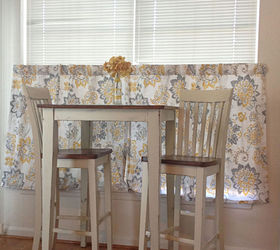Dumpster Find Turned Farmhouse Chic Breakfast Table