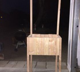 diy raised planter with trellis, container gardening, flowers, gardening, Planter box with back legs attached