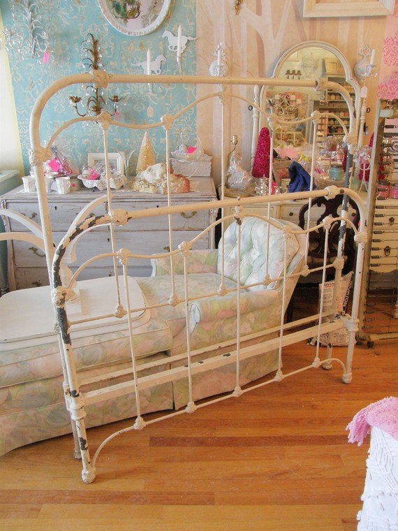 q how to age a chrome metal headboard, painted furniture, painting, This is the look I d like to have my headboard resemble