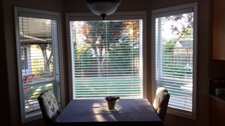 q ideas on window covering for bay window, window treatments, windows, This is a pic of our breakfast table atea I only have blinds now but would love to get some type of wonder curtains