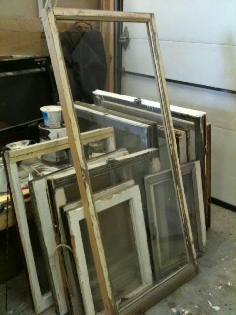 Thow To Turn Old Window Frames Into Botanical Erfly Wall Art Thow To Turn Old Window Frames Into Botanical Erfly Wall Art Crafts Diy