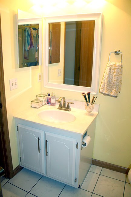 gray and yellow master bathroom reveal, bathroom ideas