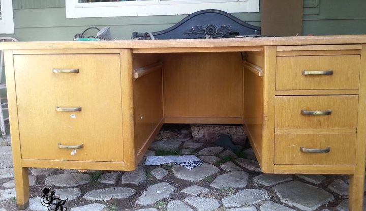 upcycled desk, chalk paint, painted furniture, repurposing upcycling