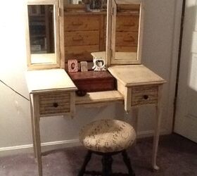 my old old vanity needed a makeover, painted furniture