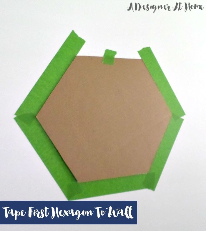 como pegar y pintar una pared con patron hexagonal, Hex gono de cart n recortado