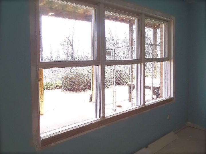 diy craftsman style window trim, diy, how to, windows, Trim Removed