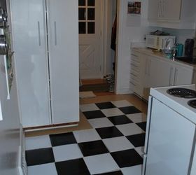 how to lay vinyl black and white flooring in stripes, diy, flooring, how to, kitchen design