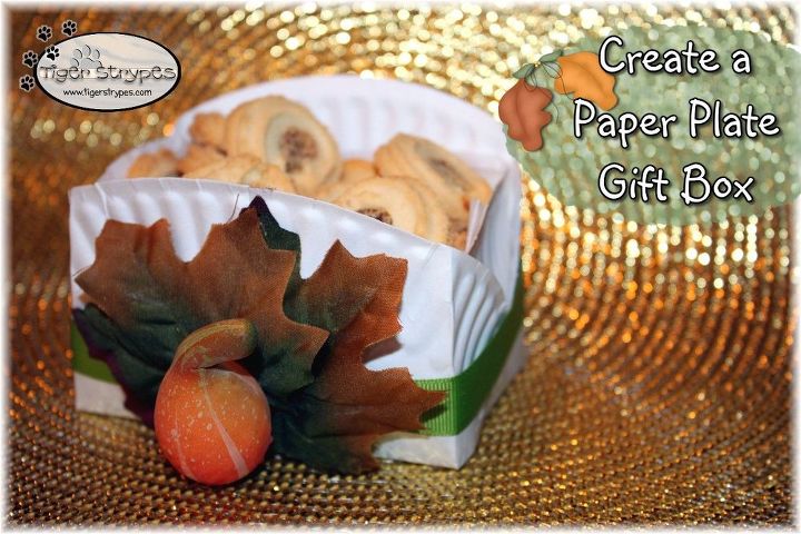 crear una caja de regalo con platos de papel