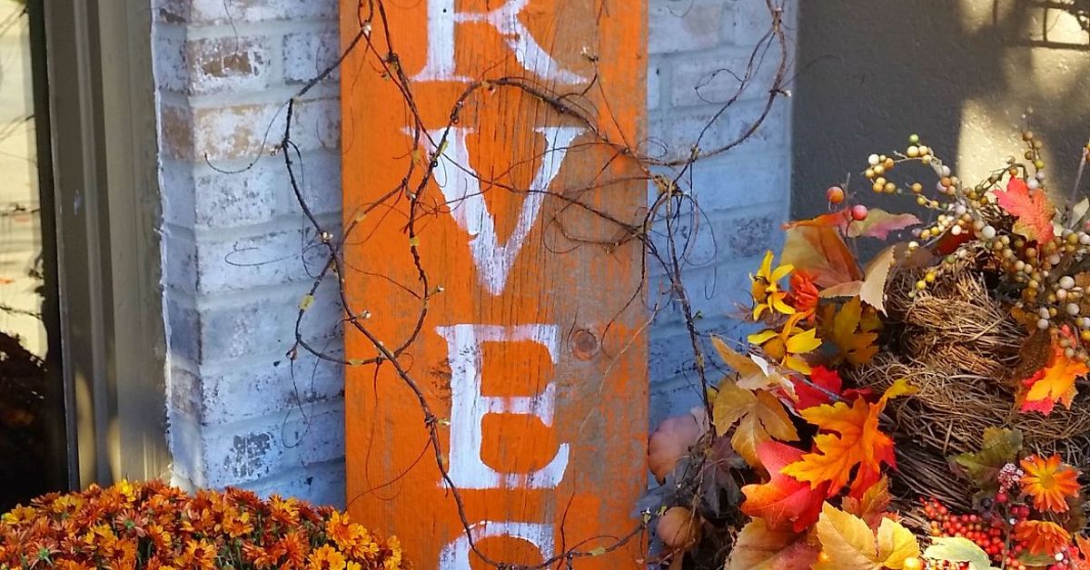 HARVEST Barnwood Sign for Fall Hometalk HARVEST Barnwood Sign for Fall Hometalk