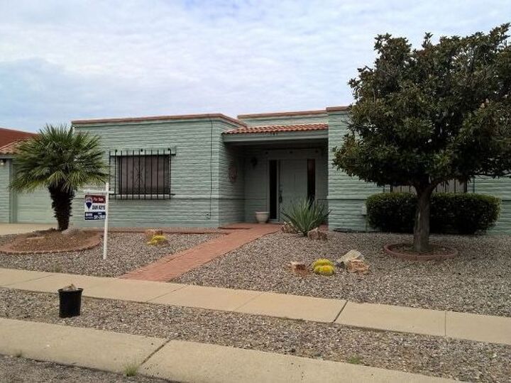 q what color should me paint the door, doors, paint colors, Want to paint it before we move in Help