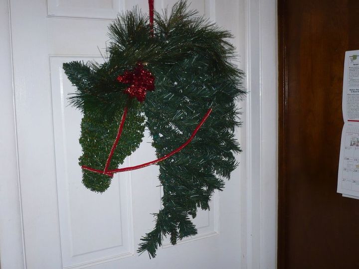 wreath for my daughter, christmas decorations, crafts, seasonal holiday decor, wreaths