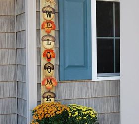 make a seasonal porch welcome sign from a fence slat, crafts, outdoor living, seasonal holiday decor