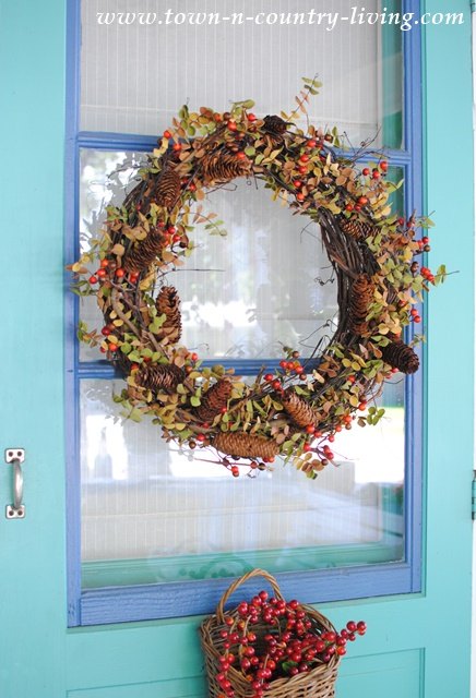 ideas for fall decorating, crafts, seasonal holiday decor, wreaths