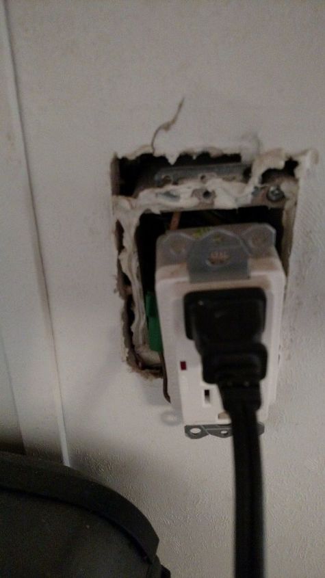q replace wall socket, diy, electrical, home maintenance repairs, how to