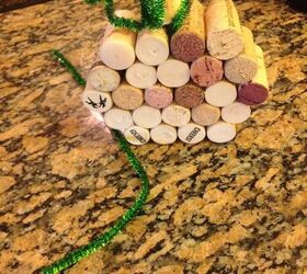wine cork pumpkin, crafts, repurposing upcycling, seasonal holiday decor