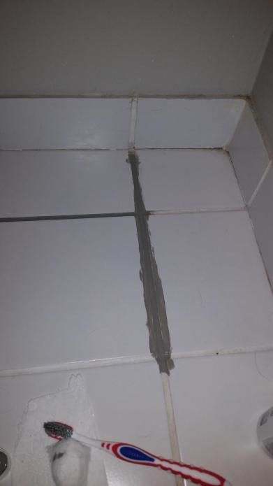 how to recolor grout without re grouting