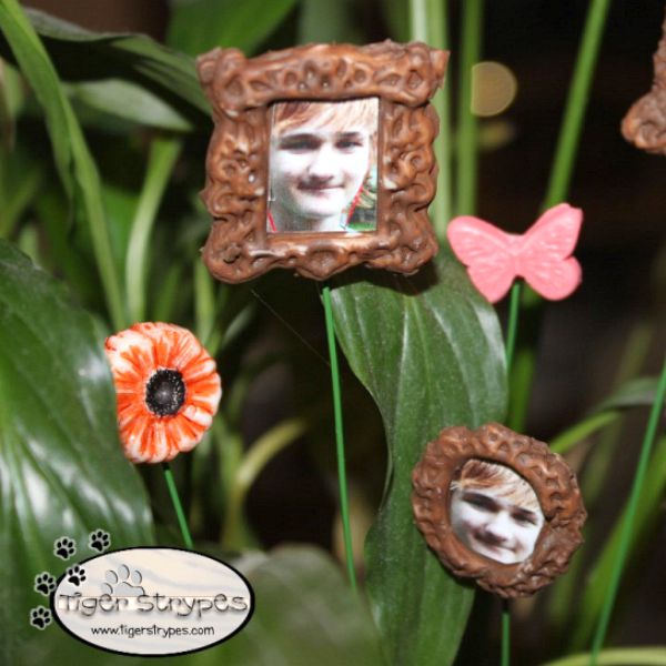 s 11 upcycles so simple you ll wonder why you ve never thought of them, crafts, repurposing upcycling, Make Mini Picture Frames from Silicone Molds