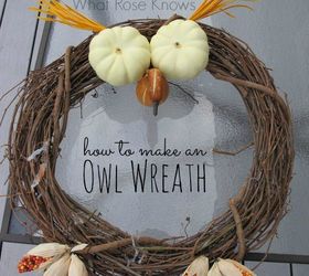 spooky owl wreath for halloween, crafts, halloween decorations, seasonal holiday decor, wreaths, Before picture without his feathers