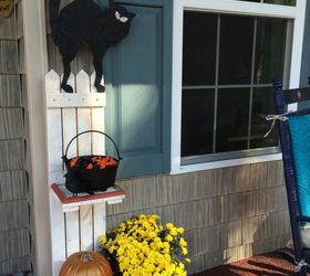diy picket fence halloween candy holder, halloween decorations, porches, repurposing upcycling, seasonal holiday decor