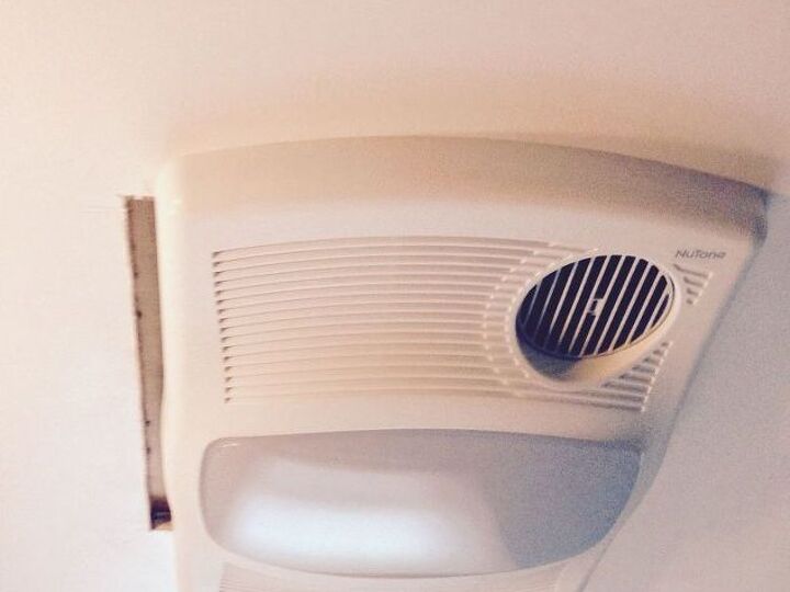 q need ideas to cover gap in ceiling, diy, home maintenance repairs, how to, minor home repair, wall decor