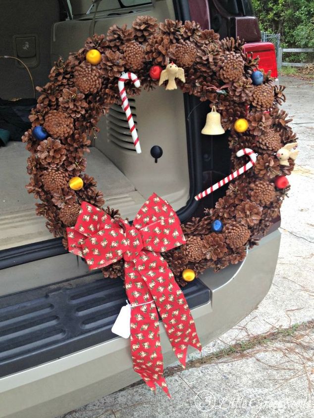 white pumpkin pinecone wreath, crafts, seasonal holiday decor, wreaths