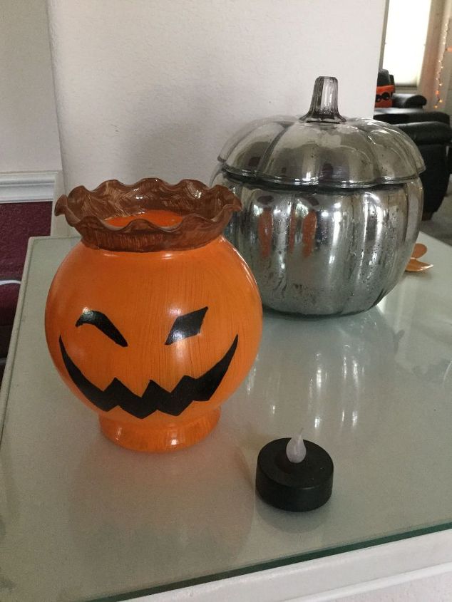 bud vase pumpkins ghosts calabazas y fantasmas
