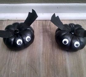 Fun Halloween Decor - Pumpkin Bats