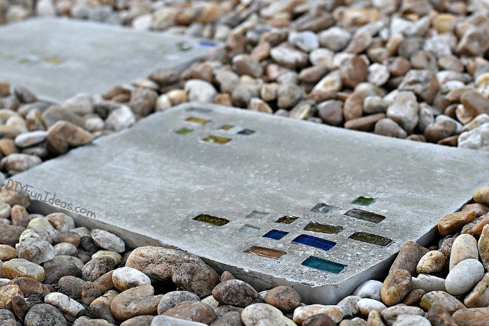 super easy diy modern geometric concrete stepping stones with bling